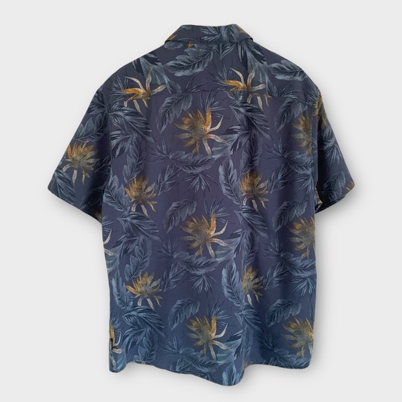 FarWest Short Sleeve Button Down Hawaiian Shirt - Picture 3 of 5